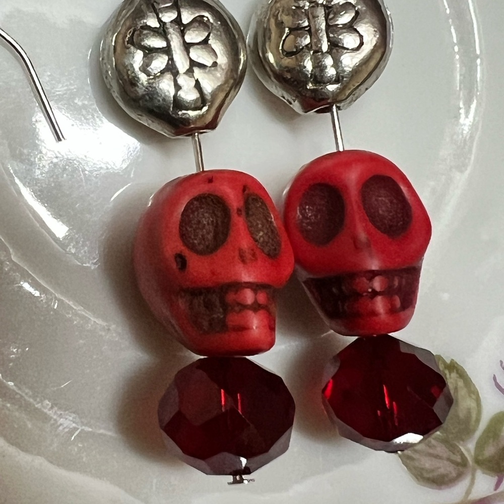 Boho Red Skull Earrings with Silver Charms |‎ Gothic